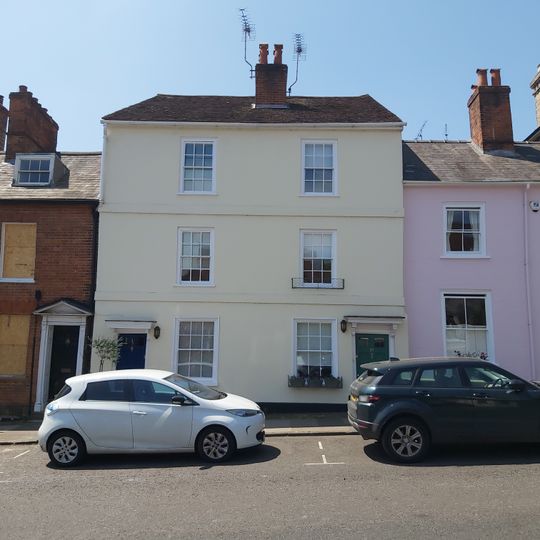 36 37, Castle Street