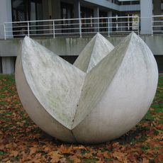 Familie von fünf halben Kugeln