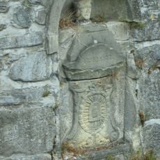 Socha svatého Jana Nepomuckého v opěrné zdi řeky Úpy