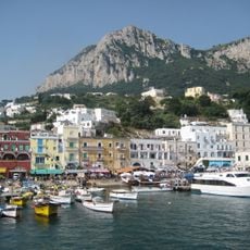 Capri Port