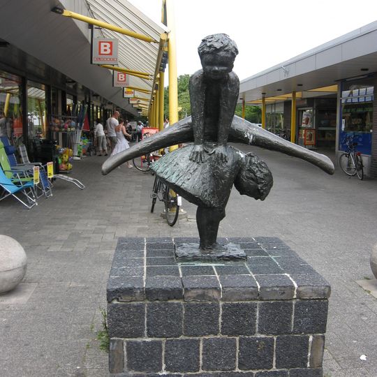 Twee haasje-over spelende kinderen