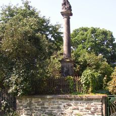 Sloup se sousoším Nejsvětější Trojice