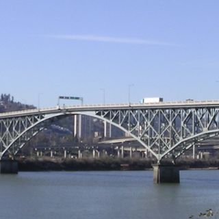Ross Island Bridge