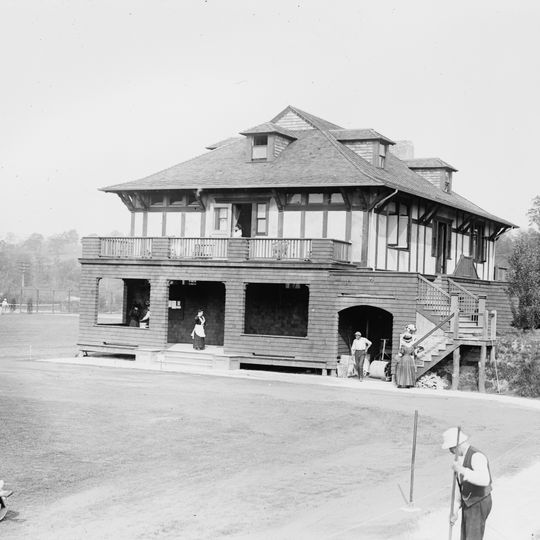 West Side Tennis Club