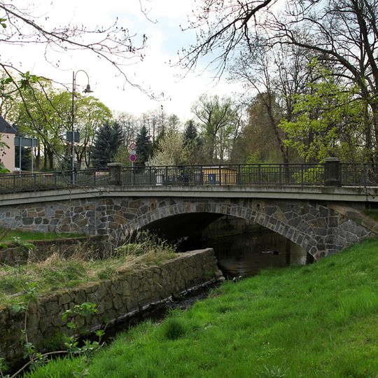 Einbogige Sandsteinbrücke Dr.-Albert-Dietze-Straße