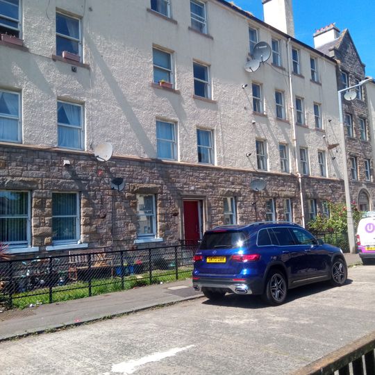 3 Piershill Square West, Piershill Housing Scheme, Edinburgh