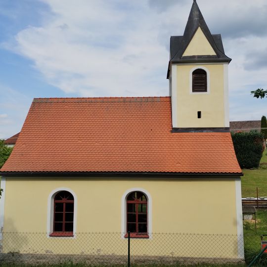 Kaple svaté Terezie v Mezilesí