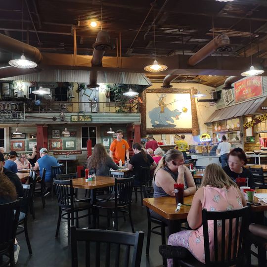 Daniel Boone's Grill & Tavern