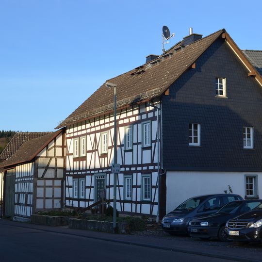 Hauptstraße 25