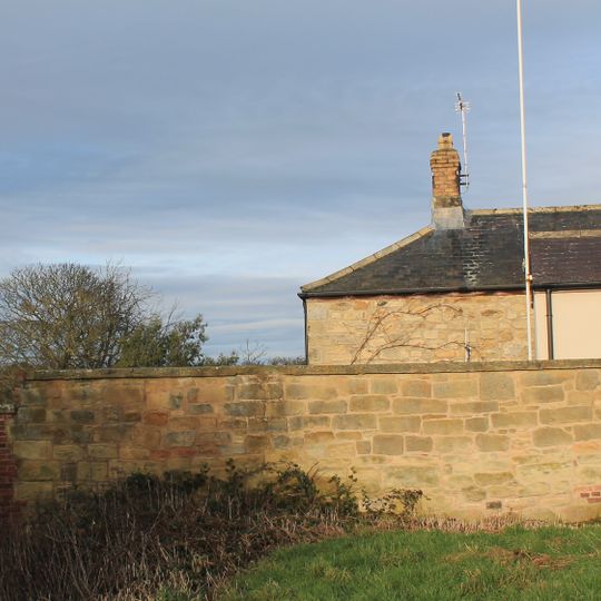 Coach House And Stable To Rear Of Number 5