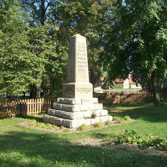 Pomník padlým ve Smolnici