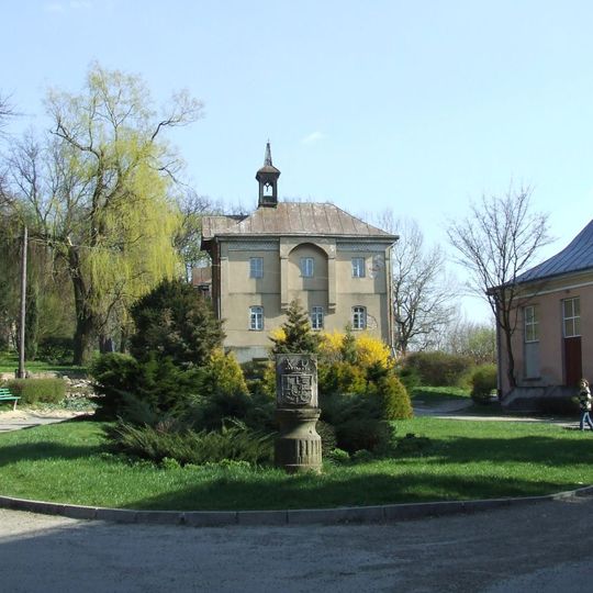 Zespół dworski w Pawłosiowie