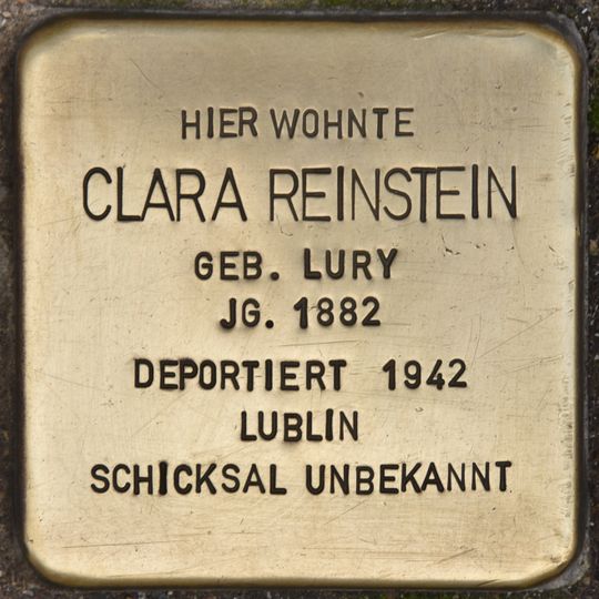 Stolperstein en memoria de Clara Reinstein geb. Lury