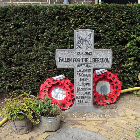 Lancaster W4960 monument