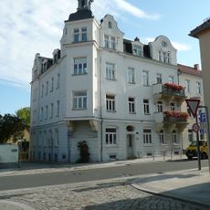 Mietshaus in Ecklage Großenhainer Straße 24