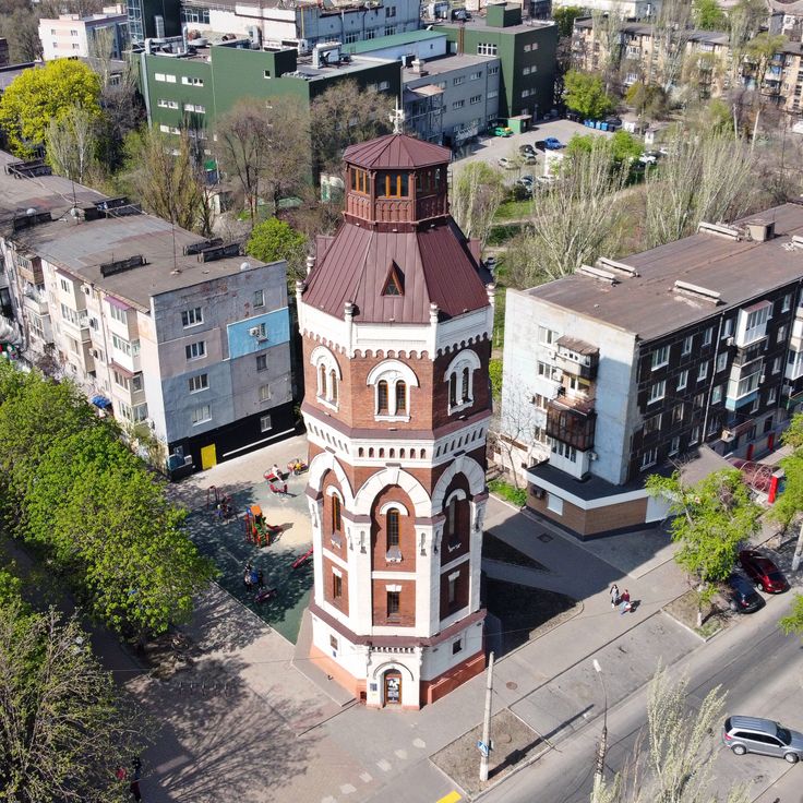 Alter Wasserturm Mariupol