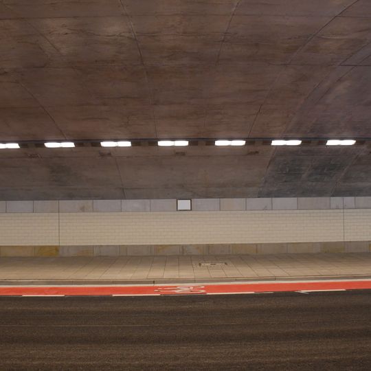 Eisenbahnüberführung über die Königstraße