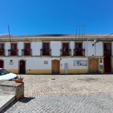 Edifício na Rua Eduardo Conceição e Silva, n.º 89-99
