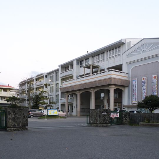 Okinawa Prefectural Yaeyama Commercial and Technical High School