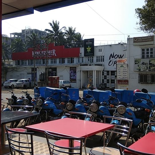 Domino's Pizza