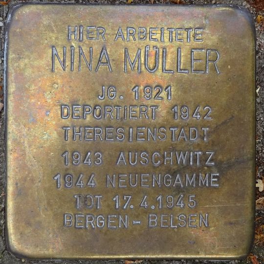 Stolperstein en memoria de Nina Müller
