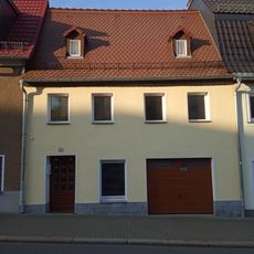 Wohnhaus mit Nebengebäude Freiberger Straße 42