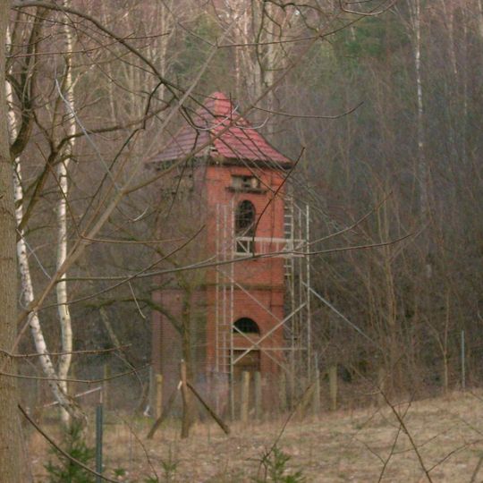 Transformatorenturmstation neben Karl-Marx-Straße 32