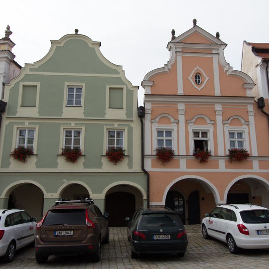 Náměstí Zachariáše z Hradce 6