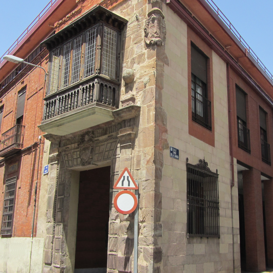 Casa del Conde de la Cañada