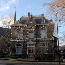 Verploegh Chasséplein 8, Vlaardingen