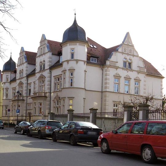 August-Bebel-Straße 1