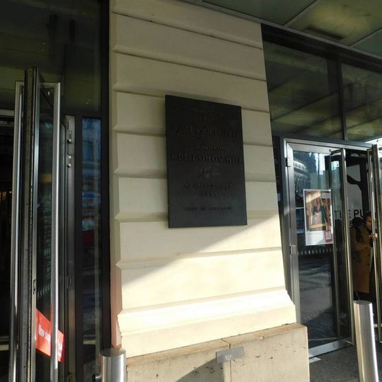 Pamětní deska Josefa Kajetána Tyla na Palladiu v Praze