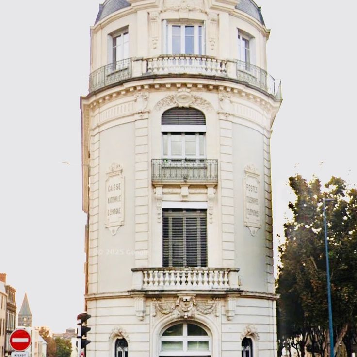 Poste Delille