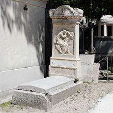 Grave of Jacques
