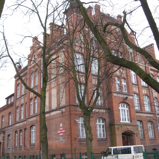 Szkoła dla głuchoniemych, ob. specjalny ośrodek szkolno-wychowawczy