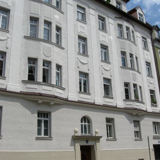 Mietshaus