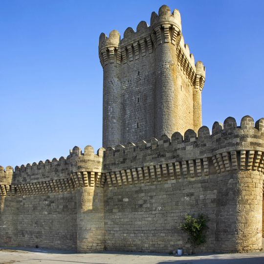 Viereckige Burg Mərdəkan