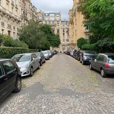 Square Alboni
