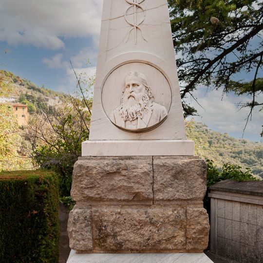 Monumento a Pietro Paolo Portelli