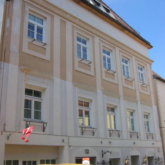 Bürgerhaus Steiner Landstraße 16