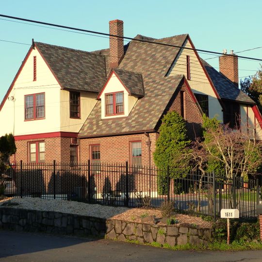 Raymond and Catherine Fisher House