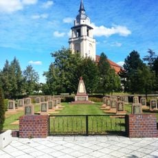 Sowjetischer Ehrenfriedhof Altdöbern