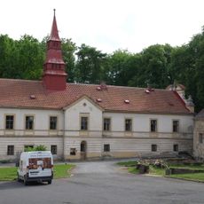 Úholičky Castle