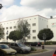 Amsdorfstraße 5–7, Helmstedter Straße 39–41