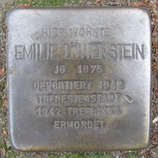 Stolperstein en memoria de Emilie Löwenstein