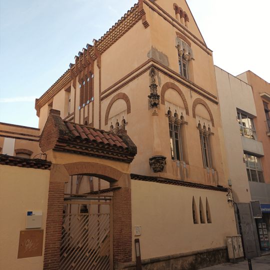 Edifici de la Creu Roja