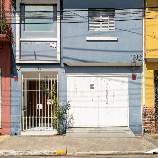 Imóvel à Rua Conceição Veloso, nº 84