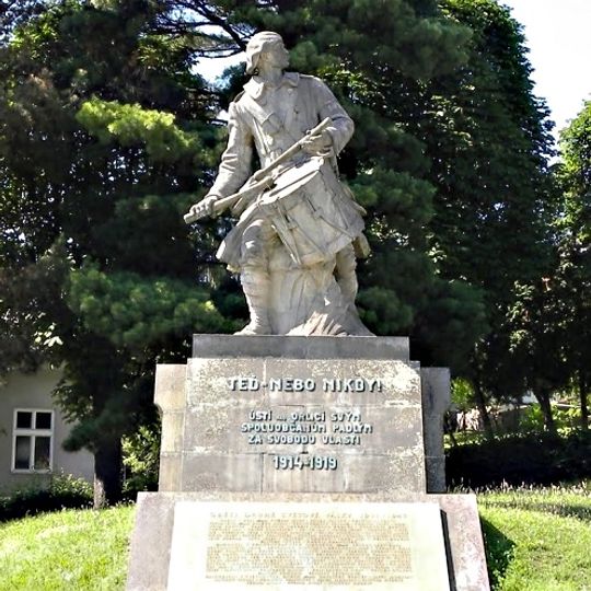 Socha Bubnující legionář