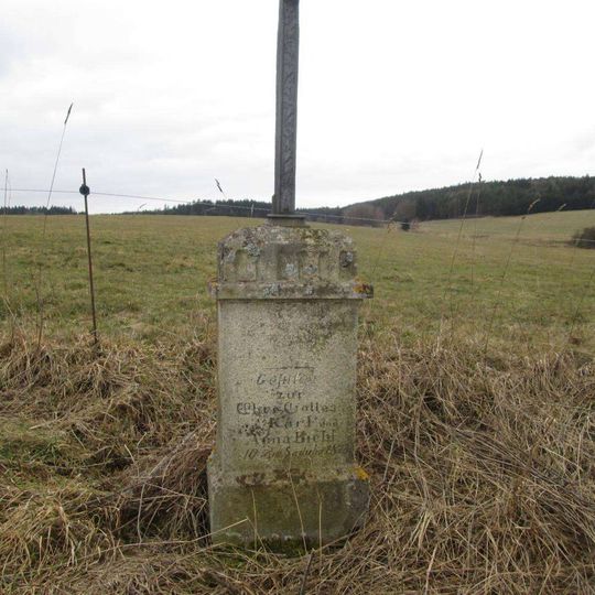 Kříž severovýchodně od Zádubu