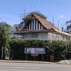 Garden Cottage  Whitehorse Cottage